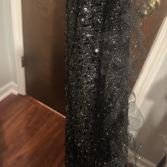 size small. Worn once to a ball - Picture 4 of 7